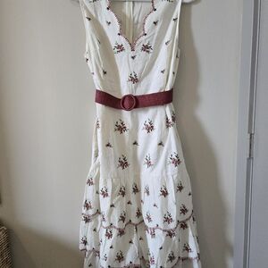 Size 16 Womens sleeveless long dress with belt